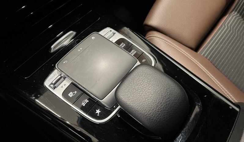 Mercedes-Benz A 200 A Launch Edition Progressive ** Kamera | LED | Kaistavahti | Puolinahat | full