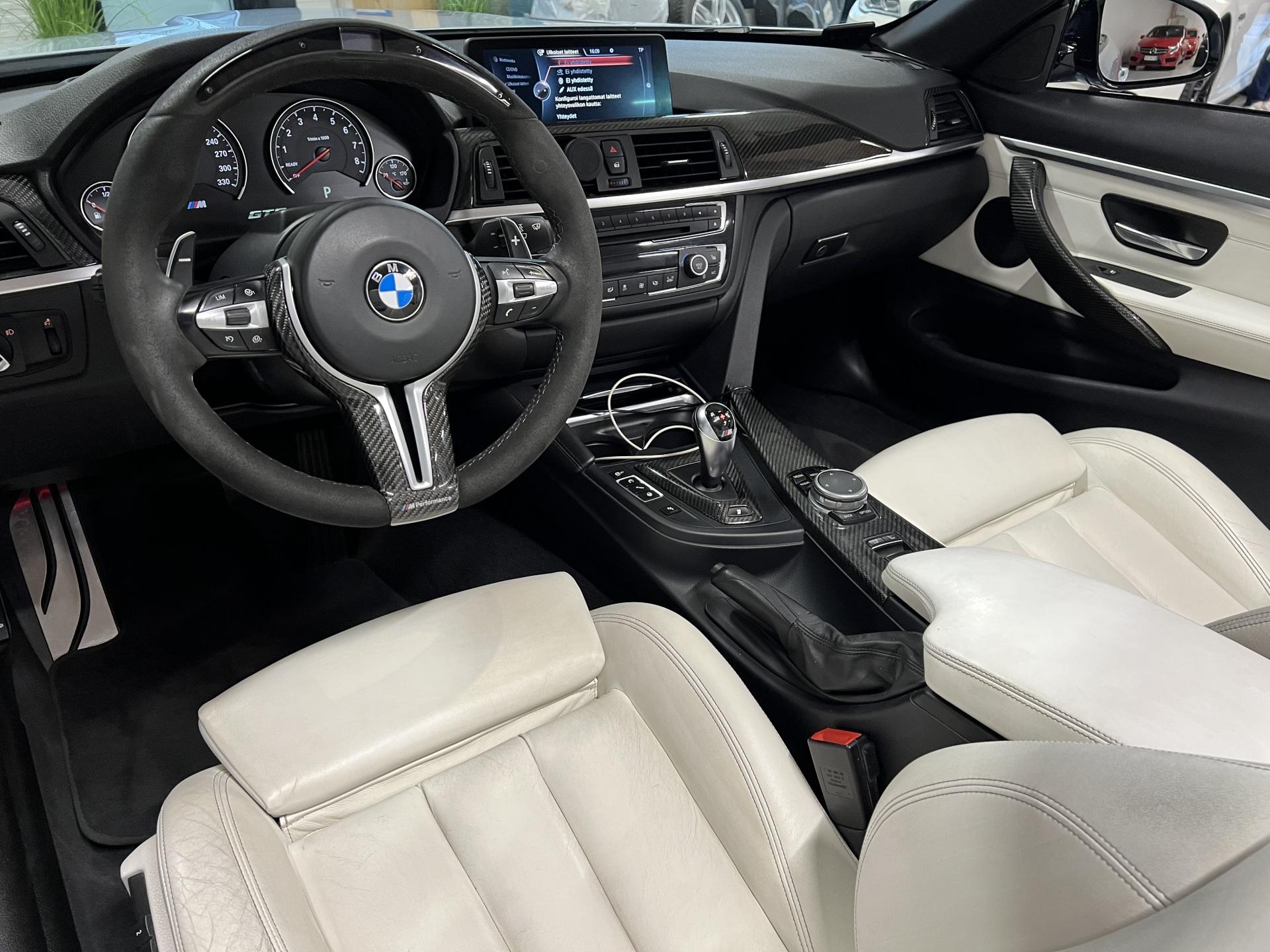 BMW M4 F83 Cabriolet DCT A ** Individual | ProNavi | Kamera | Adapt.alusta | HUD | Comfort access | Carbon full