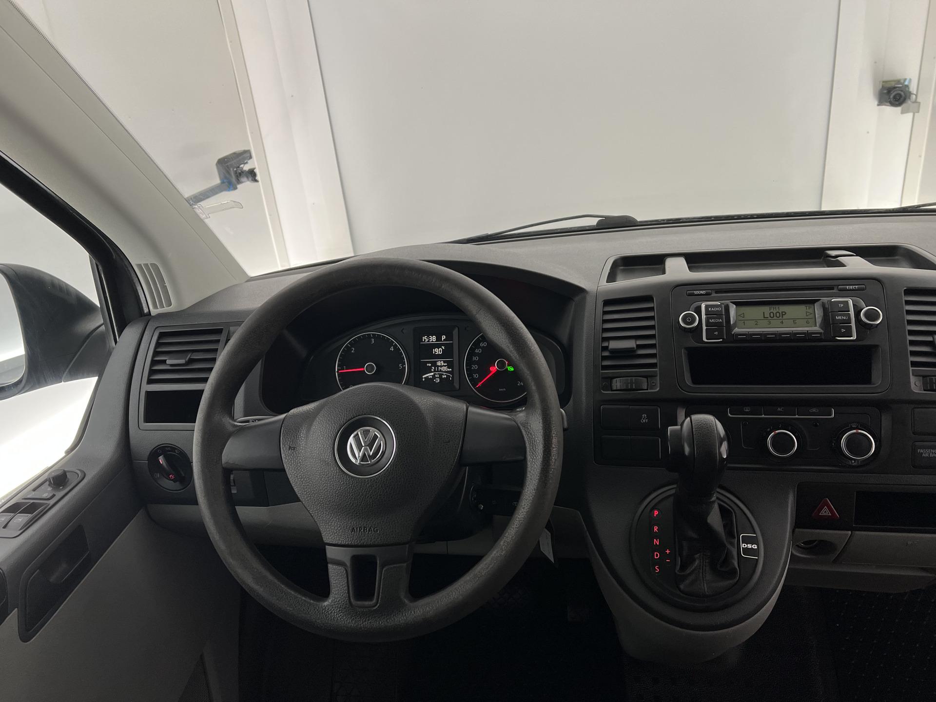 Volkswagen Transporter 2,0 TDI 103 kW DSG ** Vetokoukku | Kahdet renkaat | Jakopää tehty 2022 | Penkinlämmitys | full