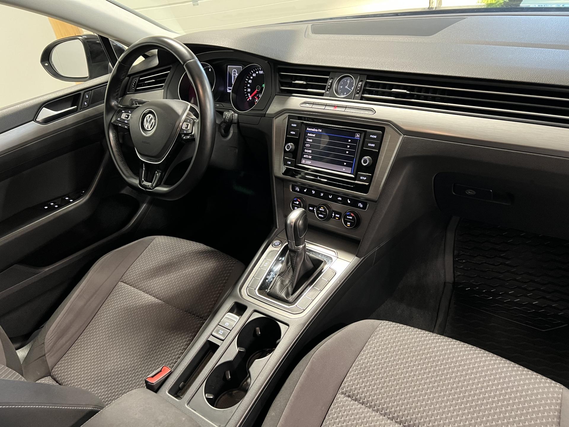 Volkswagen Passat Variant Comfortline 1,4 TSI 92 kW (125 hv) DSG-automaatti ** Vakkari | LED | Penkinlämmittimet |Bluetooth | 2x alut ** full