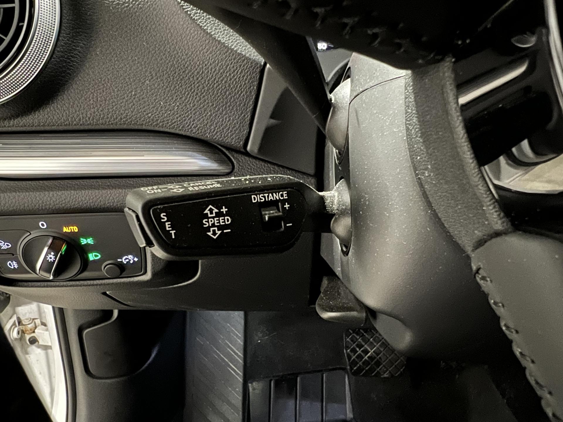 Audi A3 Sportback Pro Business Sport 35 TFSI 110 kW S tronic ** Adapt.vak | Nahat | Keyless Go |Lohkolämmitin | 1.omisteinen| full