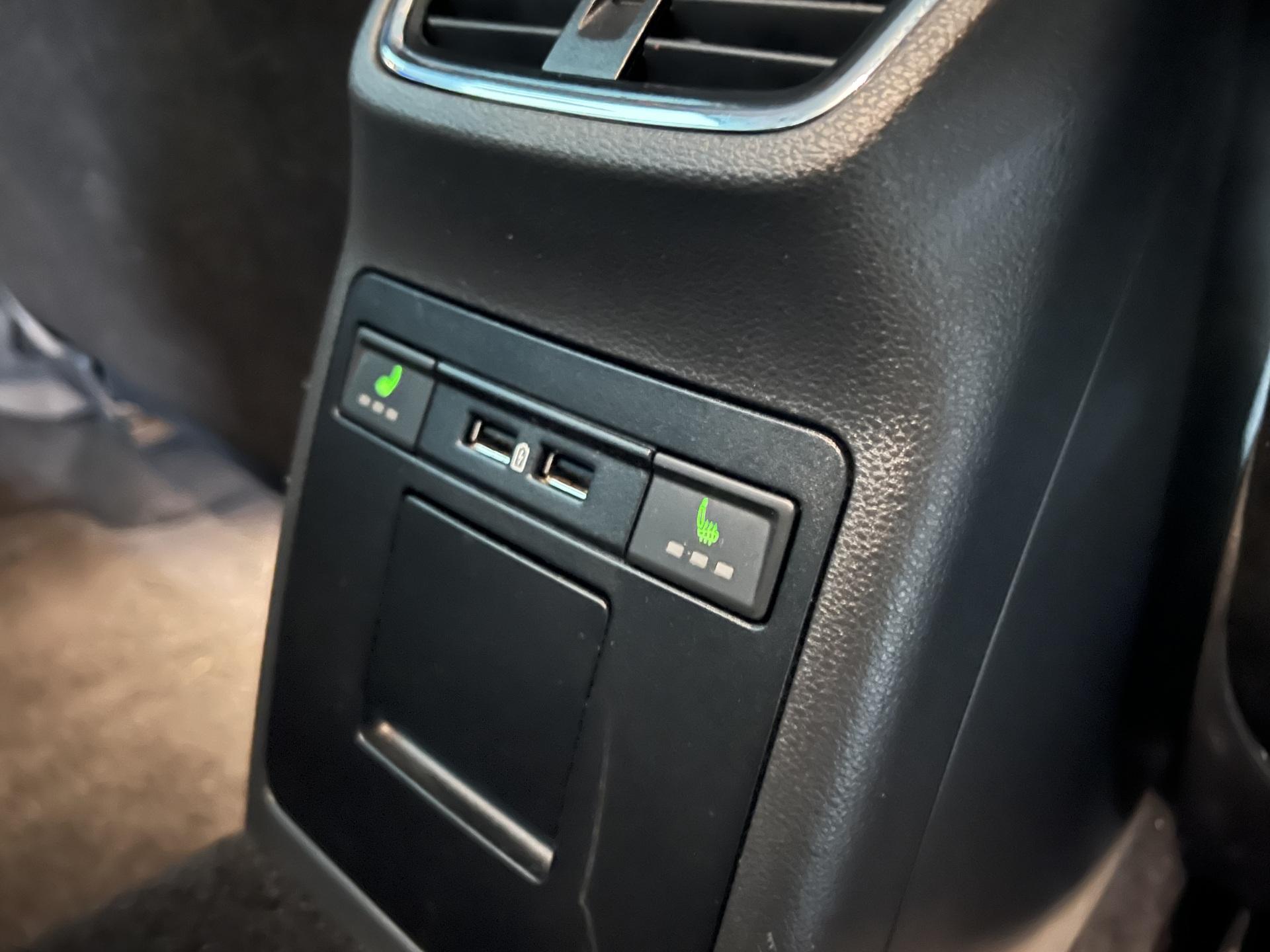 Skoda Octavia 1,4 TSI Style DSG Autom. | Webasto | Adapt. vakkari | Ratin lämmitin | Apple CarPlay | Kaistavahti | Kessy full