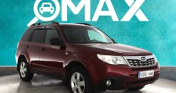 Subaru Forester 2.0 X EM 6MT AWD** Juuri tullut! | Lohkolämmitin | Vakkari | Nahkasisusta | Navi | Huoltokirja **