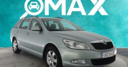 Skoda Octavia Combi 1,4 TSI Elegance **Juuri tullut !** Ketju vaihdettu | Xenon | P.tutka | Vakkari | Koukku | Lohkolämmitin **